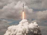 A SpaceX Falcon 9 rocket lifts off from launch pad 40 at the Cape Canaveral Space Force Station in Florida, carrying astronaut Nick Hague (N...