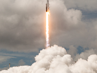 A SpaceX Falcon 9 rocket lifts off from launch pad 40 at the Cape Canaveral Space Force Station in Florida, carrying astronaut Nick Hague (N...