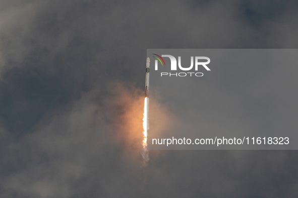 A SpaceX Falcon 9 rocket lifts off from launch pad 40 at the Cape Canaveral Space Force Station in Florida, carrying astronaut Nick Hague (N...