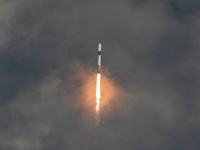 A SpaceX Falcon 9 rocket lifts off from launch pad 40 at the Cape Canaveral Space Force Station in Florida, carrying astronaut Nick Hague (N...