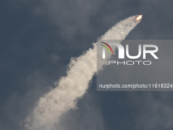 A SpaceX Falcon 9 rocket lifts off from launch pad 40 at the Cape Canaveral Space Force Station in Florida, carrying astronaut Nick Hague (N...