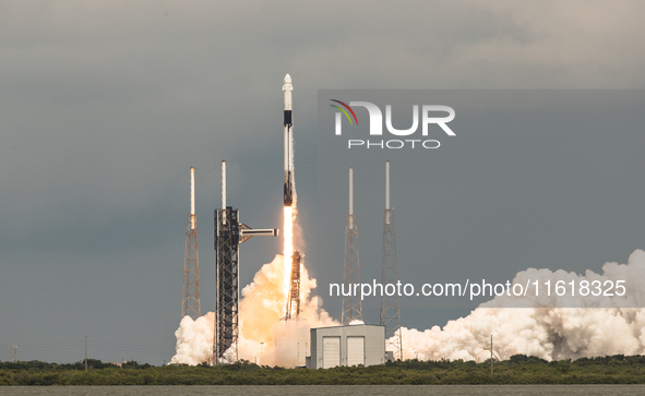 A SpaceX Falcon 9 rocket lifts off from launch pad 40 at the Cape Canaveral Space Force Station in Florida, carrying astronaut Nick Hague (N...