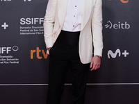 Andrew Garfield attends the closing red carpet during the 72nd edition of the San Sebastian International Film Festival in San Sebastian, Sp...