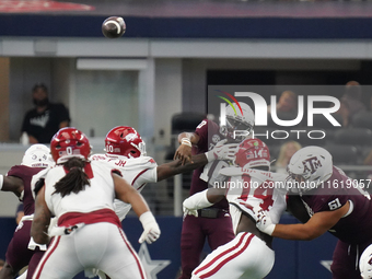 Texas A&M Aggies quarterback Marcel Reed #10 passes the ball against the Arkansas Razorbacks during the Southwest Classic match between the...