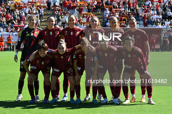 A.S. Roma Femminile players pose for a team photo after scoring the goal of 1-0 during the 4th day of the Serie A Femminile eBay Championshi...