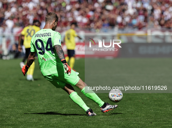 Ivan Provedel during the Serie A 2024-2025 match between Torino and Lazio in Torino, Italy, on September 29, 2024 