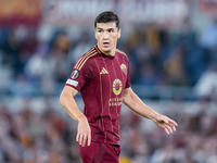 Eldor Shomurodov of AS Roma looks on during the UEFA Europa League 2024/25 League Phase MD1 match between AS Roma and Athletic Club at Stadi...