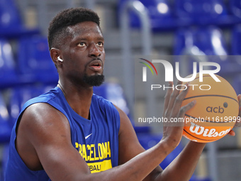 Youssoupha Fall plays during the match between FC Barcelona and Coviran Granada, corresponding to week 1 of the Liga Endesa, at the Palau Bl...