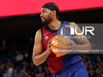 Jabari Parker plays during the match between FC Barcelona and Coviran Granada, corresponding to week 1 of the Liga Endesa, at the Palau Blau...