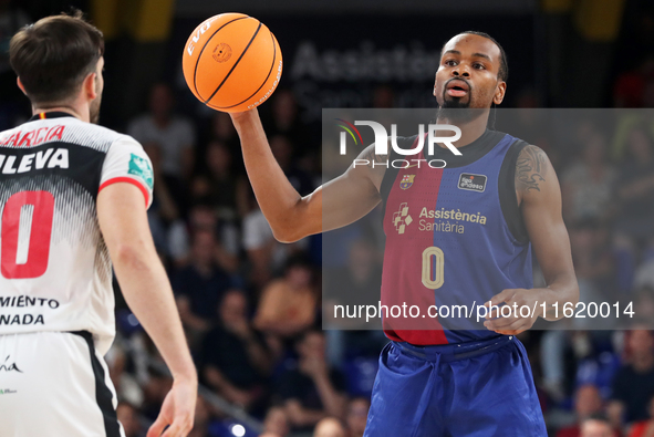 Kevin Punter plays during the match between FC Barcelona and Coviran Granada, corresponding to week 1 of the Liga Endesa, at the Palau Blaug...