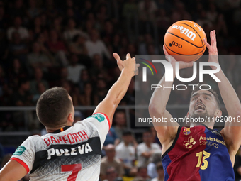 Tomas Satoransky and Scott Bamforth play during the match between FC Barcelona and Coviran Granada, corresponding to week 1 of the Liga Ende...