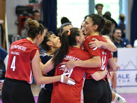 Olympiacos Athens celebrates the team's International Trophy ''Una squadra per un sorriso'' during the final 3rd-4th place match between Was...