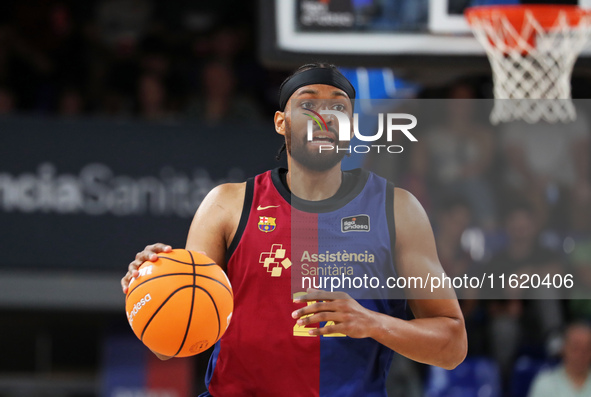 Jabari Parker plays during the match between FC Barcelona and Coviran Granada, corresponding to week 1 of the Liga Endesa, at the Palau Blau...