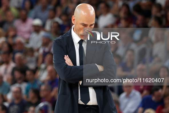 Joan Penarroya coaches during the match between FC Barcelona and Coviran Granada, corresponding to week 1 of the Liga Endesa, at the Palau B...