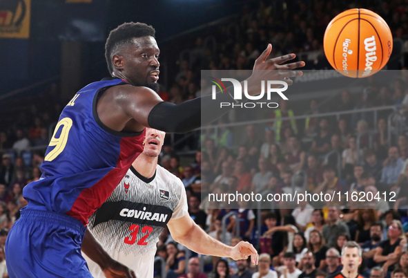 Youssoupha Fall plays during the match between FC Barcelona and Coviran Granada, corresponding to week 1 of the Liga Endesa, at the Palau Bl...