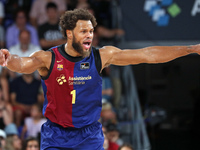 Justin Anderson plays during the match between FC Barcelona and Coviran Granada, corresponding to week 1 of the Liga Endesa, at the Palau Bl...