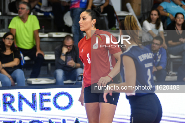 Yamila Nizetich of Olympiacos Athens during the International Trophy ''Una squadra per un sorriso,'' Final 3rd-4th place match between Wash4...