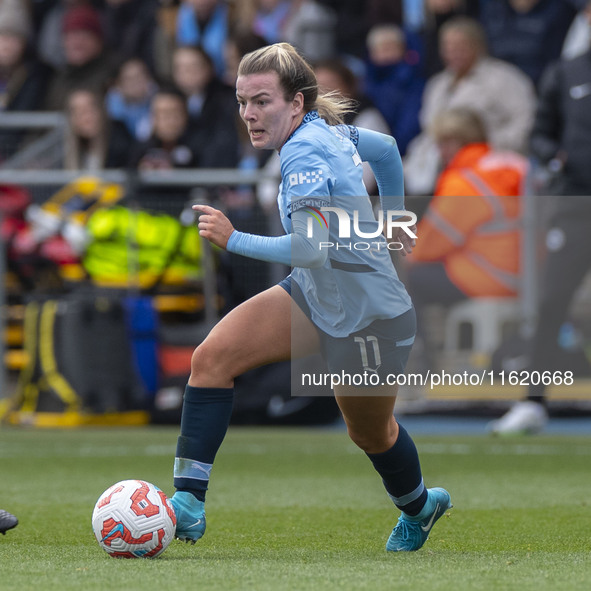 Lauren Hemp #11 of Manchester City W.F.C. during the Barclays FA Women's Super League match between Manchester City and Brighton and Hove Al...