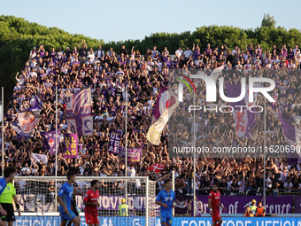 Supporters of ACF Fiorentina during the Serie A match between Empoli FC and ACF Fiorentina in Empoli, Italy, on September 29, 2024, at the s...