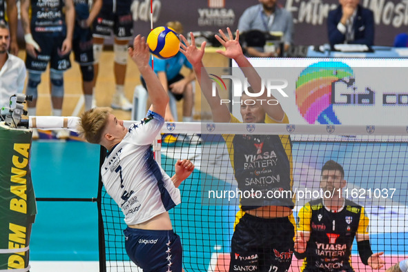 Petkovic Dusa of Yuasa Battery Grottazzolina and Marttila Luka of Mint Vero Volley Monza during the SuperLega Credem Banca match between Yua...