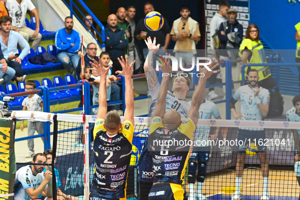 Szwarc Arthur of Mint Vero Volley Monza participates in the SuperLega Credem Banca match between Yuasa Battery Grottazzolina and Mint Vero V...