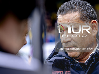 RKC trainer Henk Fraser during the match RKC - Ajax at the Mandemakers Stadium for the Dutch Eredivisie season 2024-2025 in Waalwijk, Nether...