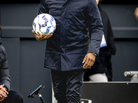 RKC trainer Henk Fraser during the match RKC - Ajax at the Mandemakers Stadium for the Dutch Eredivisie season 2024-2025 in Waalwijk, Nether...