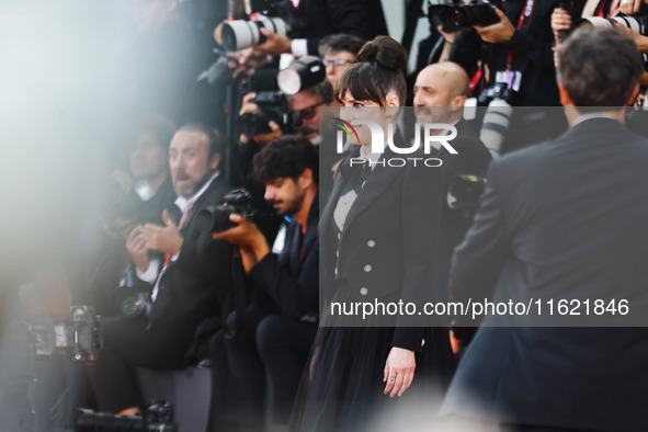 Winona Ryder attends the red carpet for the premiere of Beetlejuice Beetlejuice during the 81st Venice International Film Festival at Palazz...