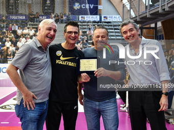 Giovanni Guidetti, coach of VakifBank Spor Kulubu, receives recognition during the International Trophy ''Una squadra per un sorriso,'' Fina...