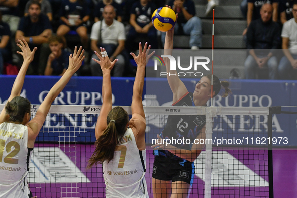 Anne Buijs of Chieri '76 is in action during the International Trophy ''Una squadra per un sorriso,'' Final 1st-2nd place match between Real...