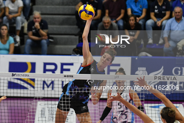 Anne Buijs of Chieri '76 is in action during the International Trophy ''Una squadra per un sorriso,'' Final 1st-2nd place match between Real...