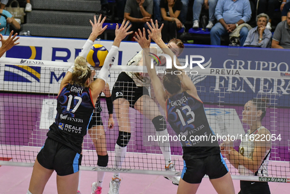 Anna Gray of Chieri '76 blocks the ball during the International Trophy ''Una squadra per un sorriso,'' Final 1st-2nd place match between Re...