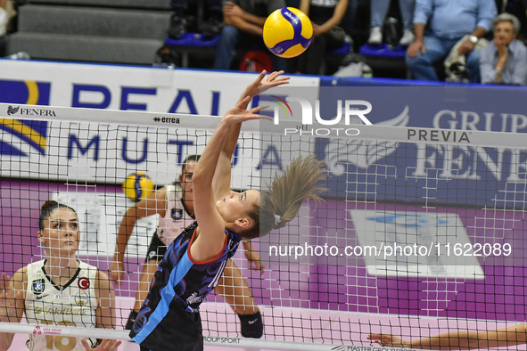 Sarah Van Aalen of Chieri '76 is in action during the International Trophy ''Una squadra per un sorriso,'' Final 1st-2nd place match between...