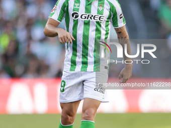 Iker Losada of Real Betis is in action during the La Liga EA Sports match between Real Betis and RCD Espanyol at Benito Villamarin in Sevill...