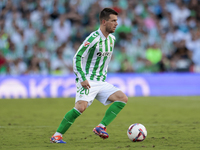 Giovani Lo Celso of Real Betis controls the ball during the La Liga EA Sports match between Real Betis and RCD Espanyol at Benito Villamarin...