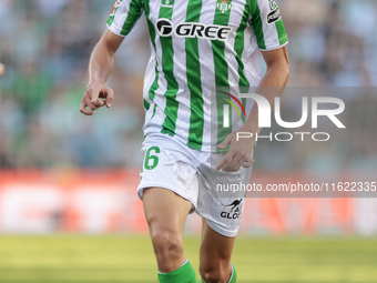 Sergi Altimira of Real Betis runs with the ball during the La Liga EA Sports match between Real Betis and RCD Espanyol at Benito Villamarin...