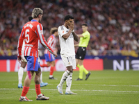 Rodrygo Goes of Real Madrid reacts to a missed opportunity during the La Liga 2024/25 match between Atletico de Madrid and Real Madrid at Ci...