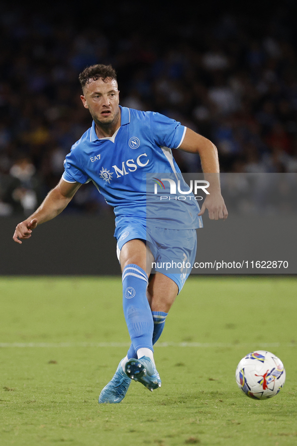 Napoli's Amir Rrahmani controls the ball during the Serie A soccer match SSC Napoli vs. Monza at Stadio Maradona in Naples, Italy, on Septem...