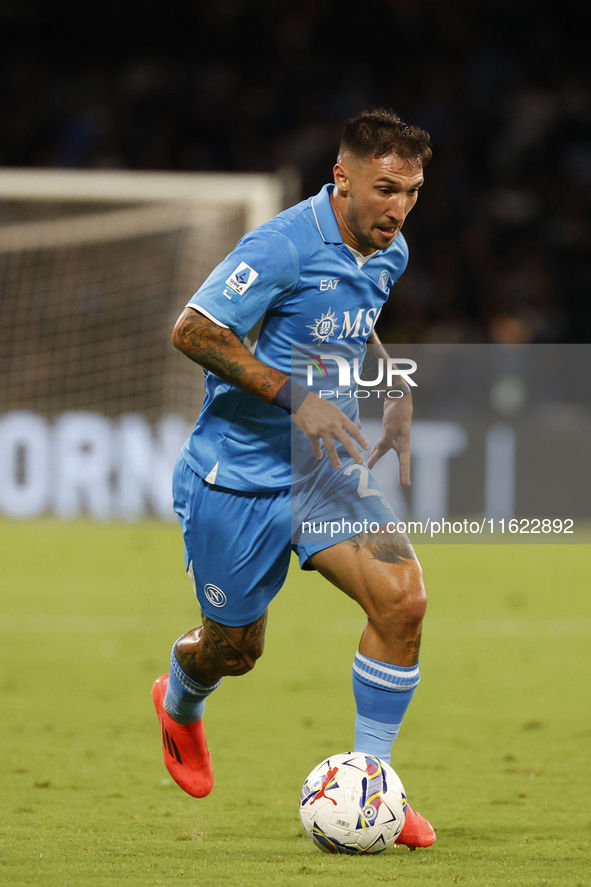 Napoli's Matteo Politano controls the ball during the Serie A soccer match between SSC Napoli and Monza at Stadio Maradona in Naples, Italy,...