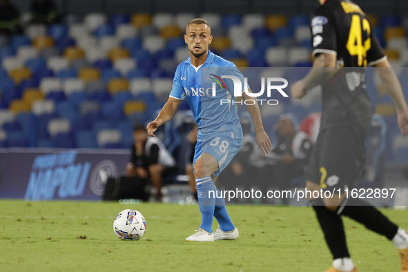 Napoli's Stanislav Lobotka controls the ball during the Serie A soccer match between SSC Napoli and Monza at Stadio Maradona in Naples, Ital...