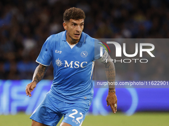 Napoli's Giovanni Di Lorenzo controls the ball during the Serie A soccer match between SSC Napoli and Monza at Stadio Maradona in Naples, It...