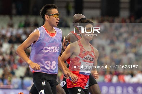 Kenya Karasawa of Team Japan competes in the Men's 5000m T11 Final on day two of the Paris 2024 Summer Paralympic Games at the Stade de Fran...