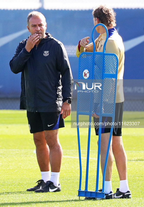 Hansi Flick during FC Barcelona training at the Joan Gamper sports city, prior to the Champions League match against Young Boys, in Barcelon...