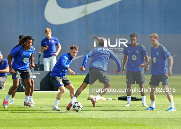 Jules Kounde, Marc Casado, Raphinha Dias, Alejandro Balde, and Frenkie de Jong train at the Joan Gamper sports city, prior to the Champions...