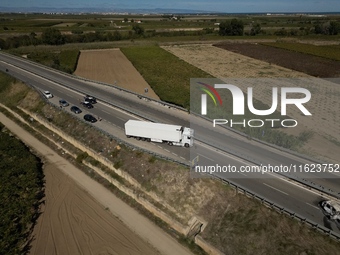 An attack on an armored van is foiled this morning along the state road 16 bis, near Canne della Battaglia, in the north of Bari, in the str...