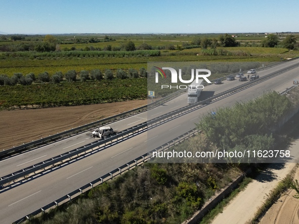 An attack on an armored van is foiled this morning along the state road 16 bis, near Canne della Battaglia, in the north of Bari, in the str...