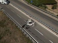 An attack on an armored van is foiled this morning along the state road 16 bis, near Canne della Battaglia, in the north of Bari, in the str...