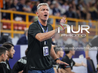 Coach Fernando Barbeito of Zamalek during the IHF Men's Handball Club World Championship 2024 preliminary round match between Veszprem HC an...