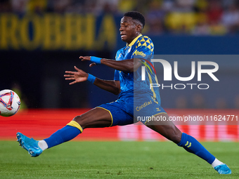 Dario Cassia Luis Essugo of UD Las Palmas is in action during the LaLiga EA Sports match between Villarreal CF and UD Las Palmas at Estadio...