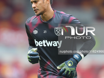 Alphonse Areola of West Ham warms up during the Premier League match between Brentford and West Ham United at the Gtech Community Stadium in...